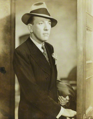 Noel Coward (1935)